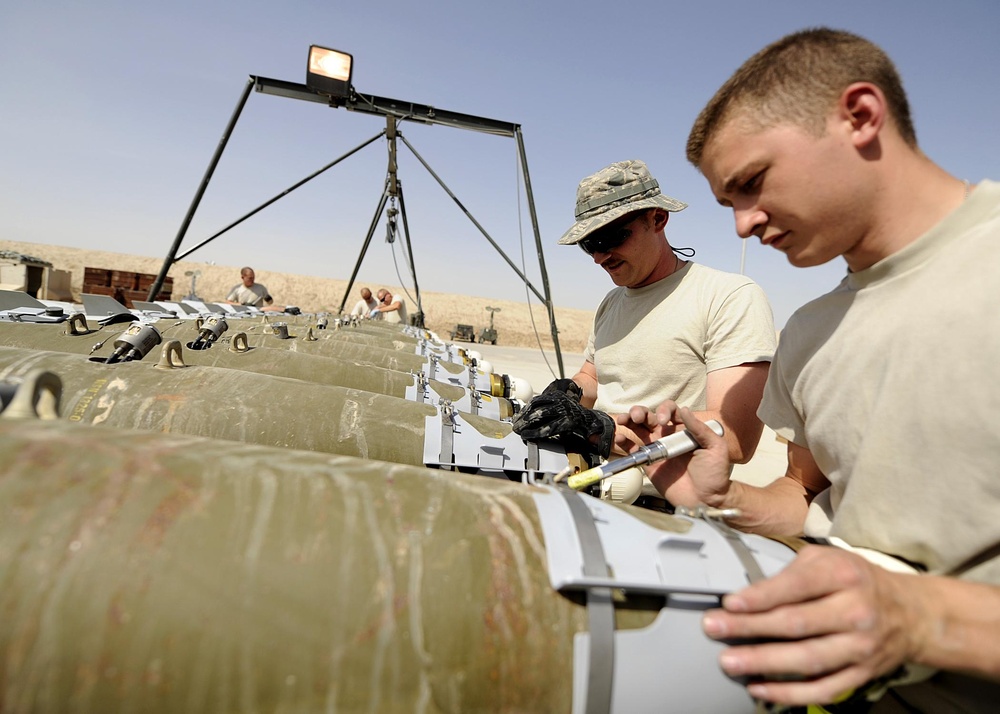 Air Force builds bombs for future A-10 missions