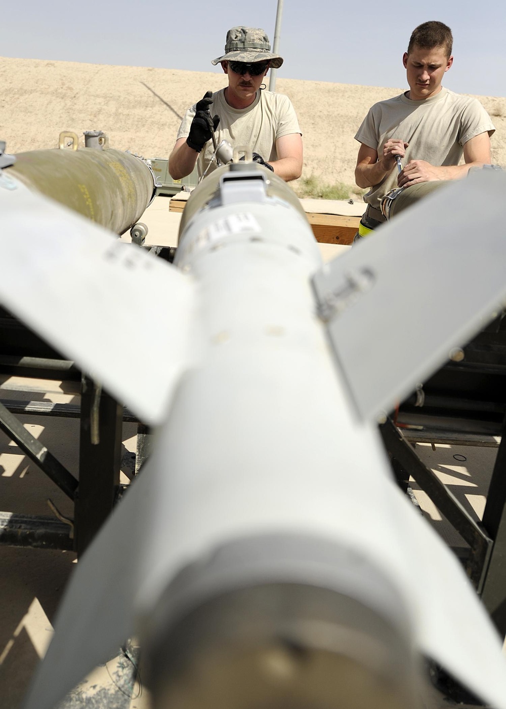 Air Force builds bombs for future A-10 missions