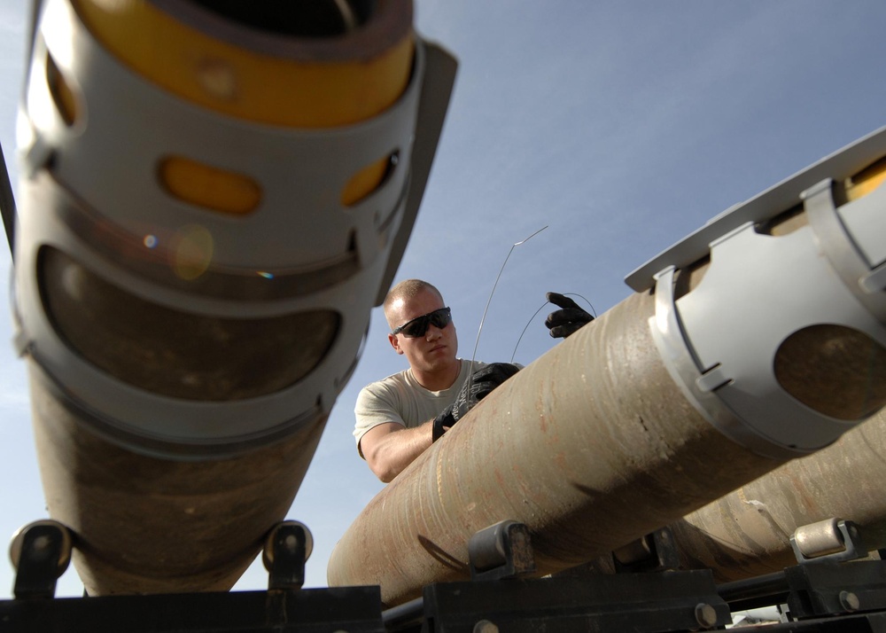 Air Force builds bombs for future A-10 missions