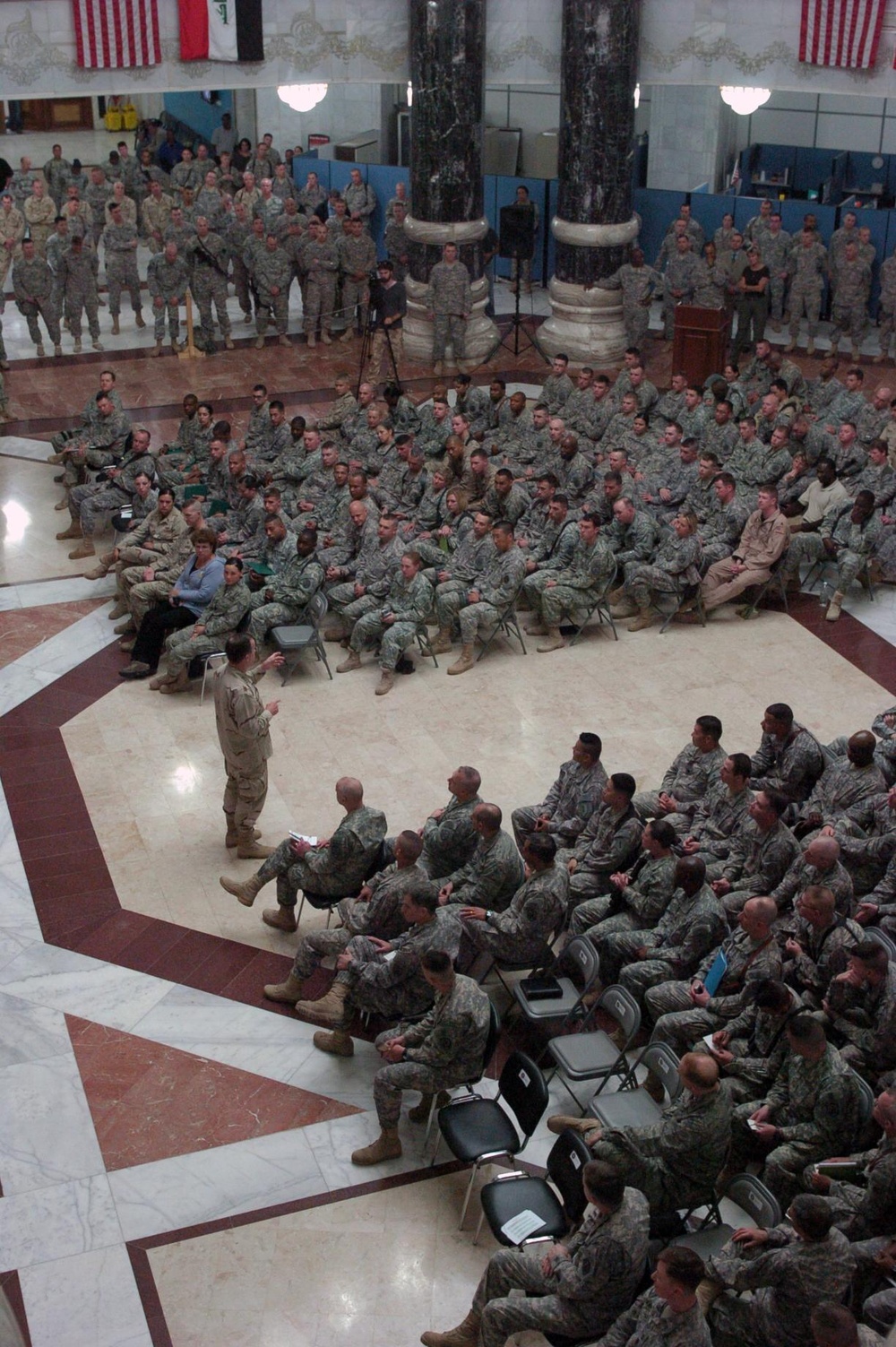 Chairman of the Joint Chiefs of Staff visits troops in Iraq