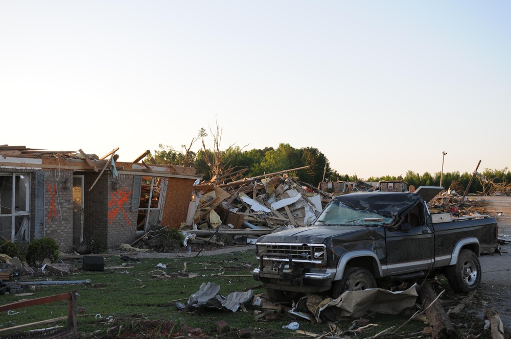 Tornado damage resembles war zone