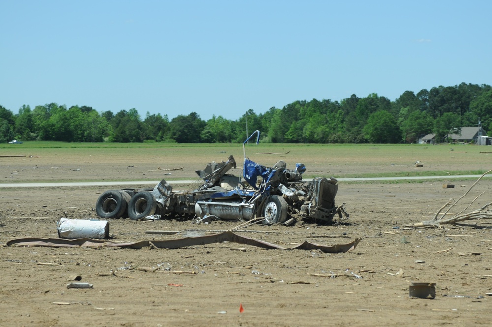 18-wheeler ruined by tornado