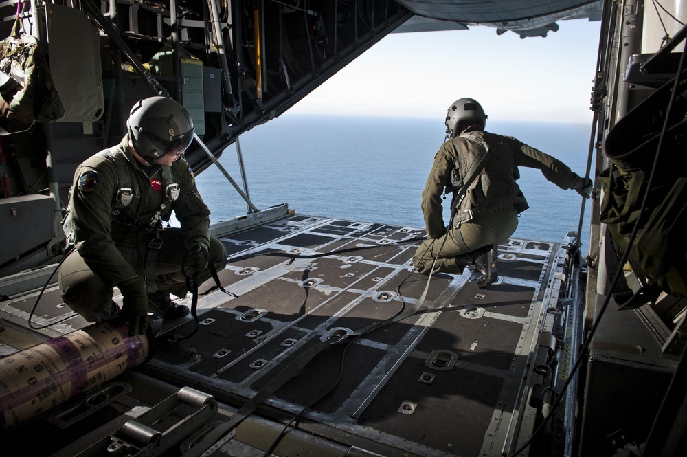 Eagle airlifters aid Japan, US map Honshu currents