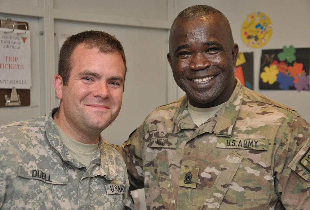 ISAF Senior Enlisted Advisor Visits Kandahar Airfield