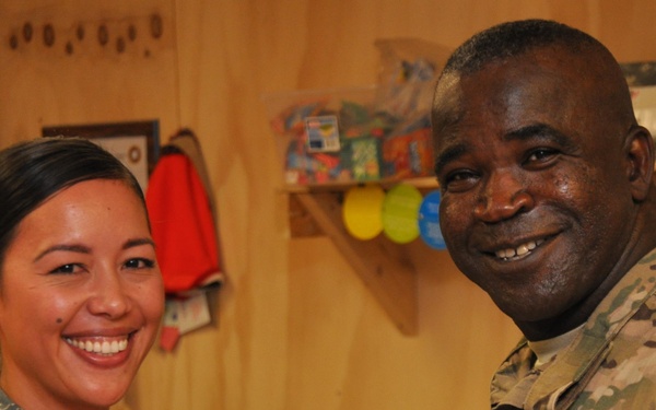 ISAF Senior Enlisted Advisor Visits Kandahar Airfield