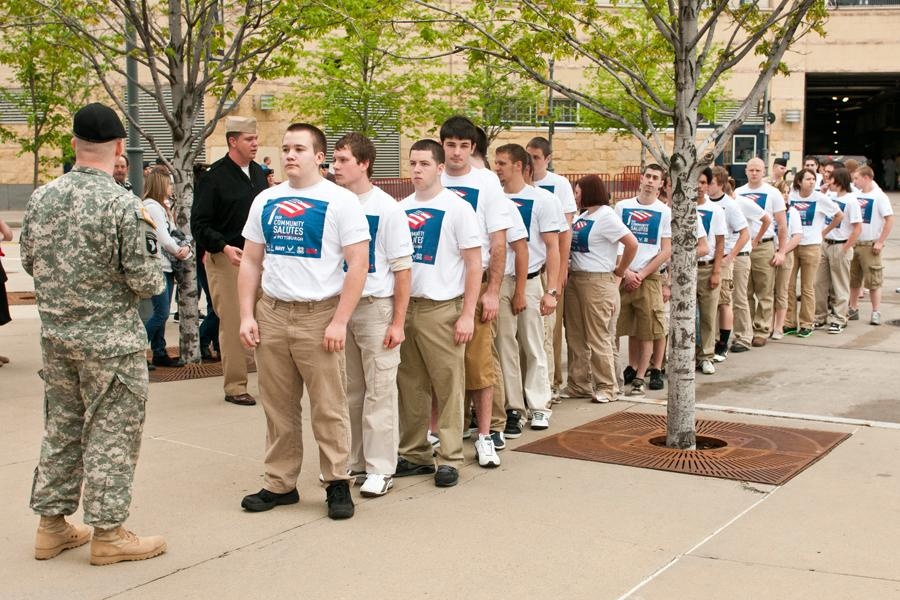Pittsburgh soldier salute