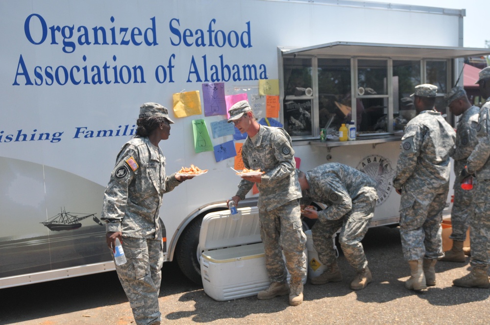 Alabama National Guard Responds to Tuscaloosa tornado relief efforts