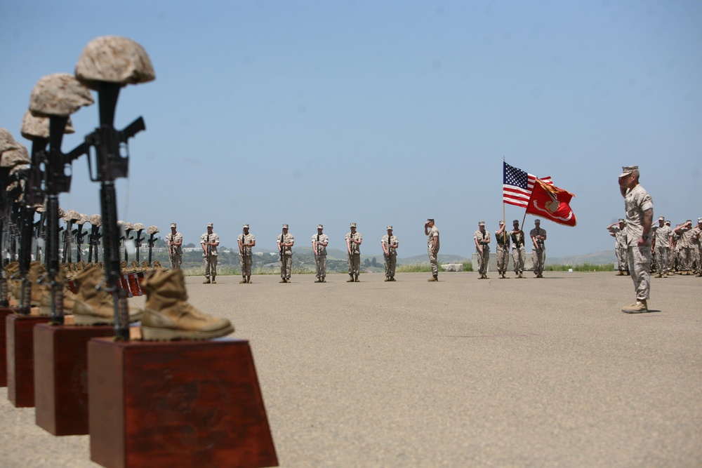 Darkhorse Marines honor fallen warriors