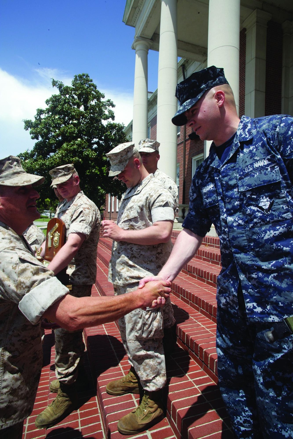 Sailor wins rifle competition