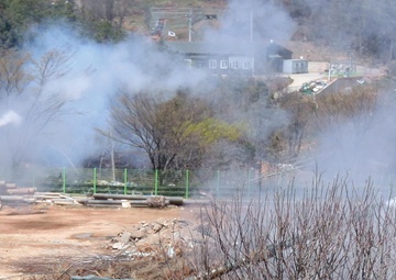 Marines observe ROK live-fire drill