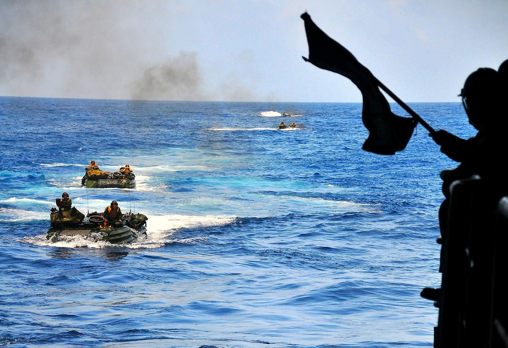 USS Boxer conduct small boat operations