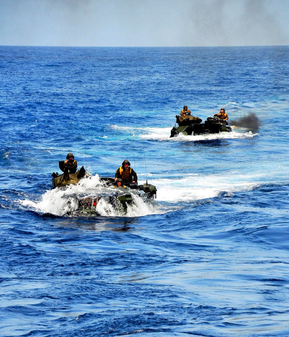 USS Boxer conduct small boat operations