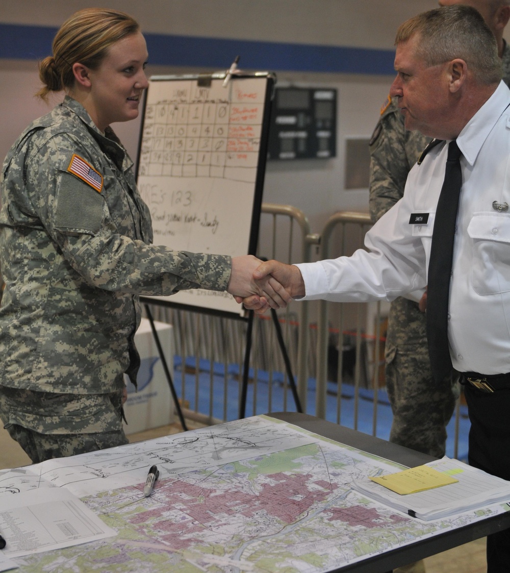 Maj. Gen. Perry Smith visits troops in Tuscaloosa