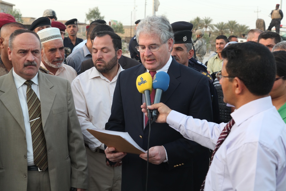 Ceremony in the streets of Balad Ruz