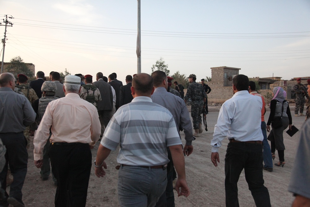 Ceremony in the streets of Balad Ruz