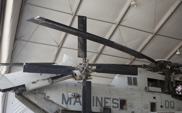 Hawaii Marines keep Sea Stallions soaring in Afghanistan