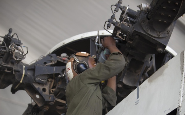 Hawaii Marines keep Sea Stallions soaring in Afghanistan