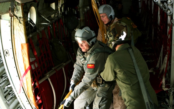 BSRF Marines Help Romanians Refine Jump Operations