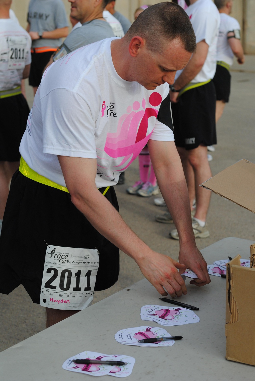 Soldiers run for cure
