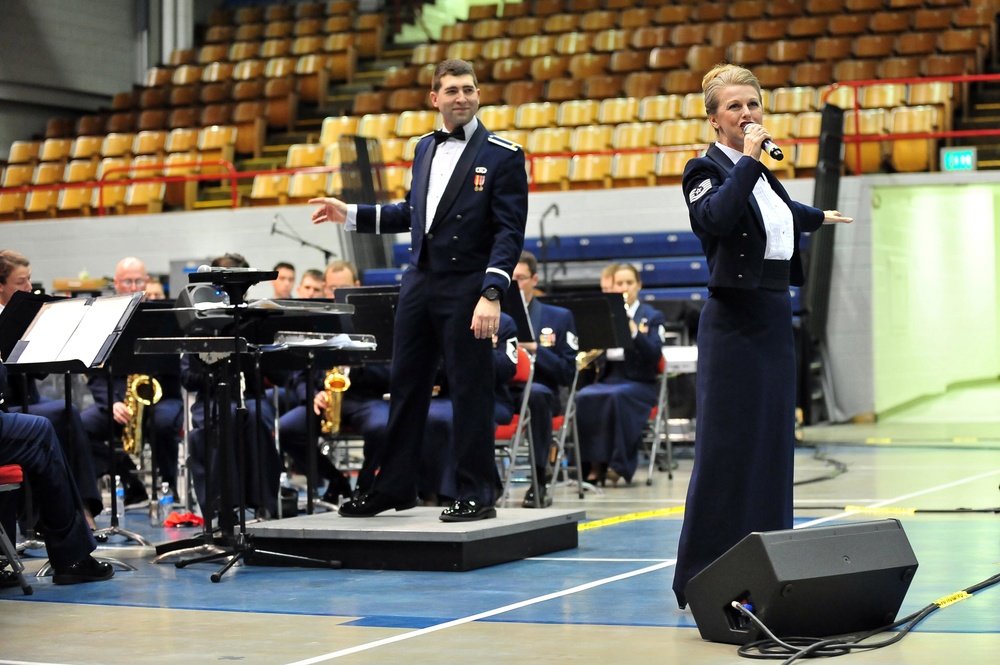 Air Force Band Plays For Minot