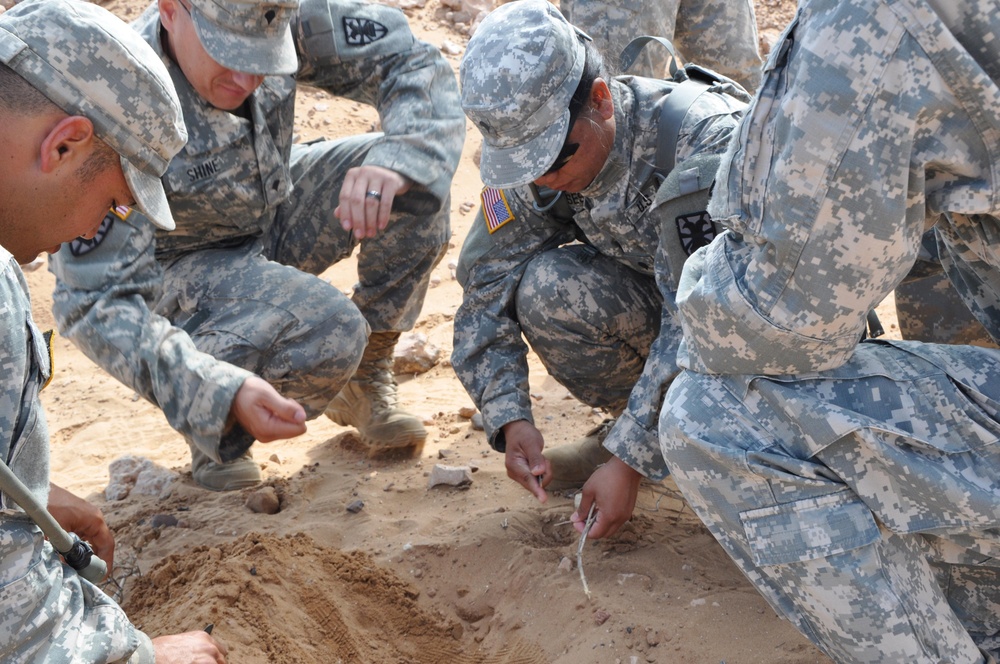 Soldiers training during African Lion 2011