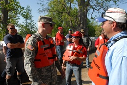 Grisoli tours flooded areas of Lake Barkley, Smithland and Paducah