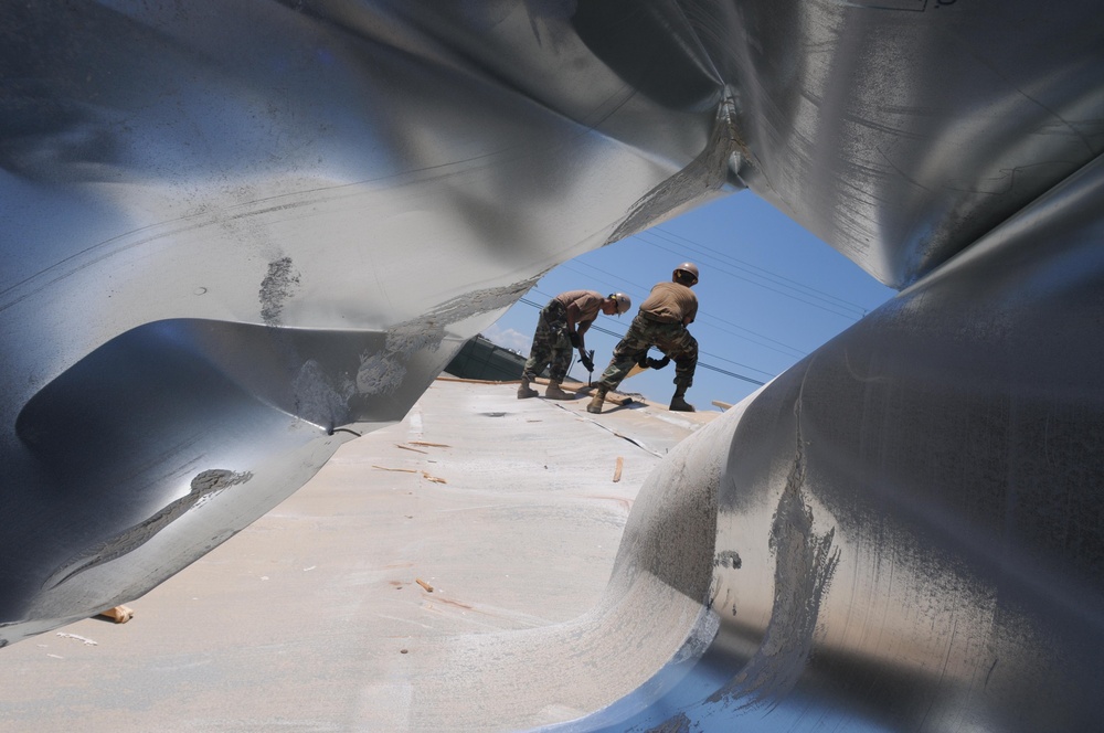 JTF GTMO Seabees tear down sea huts