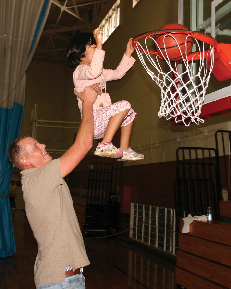 Marines celebrate children’s holiday