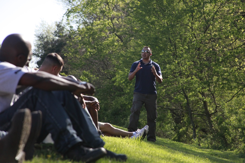 MWSS-271 enlisted leaders bond at historic battleground