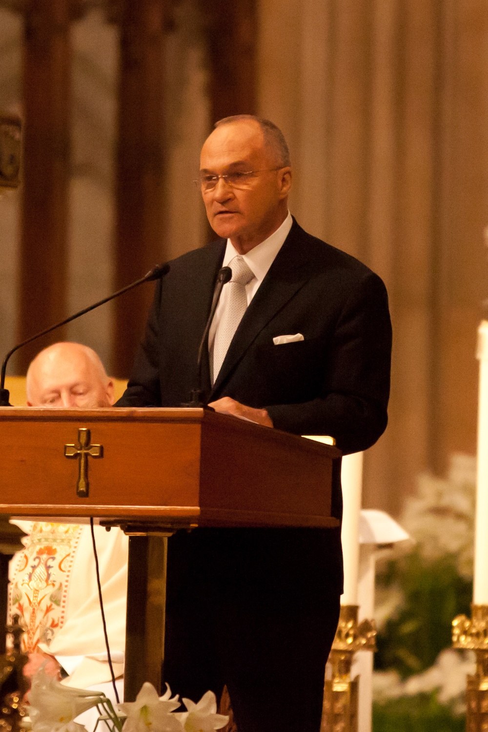 NY Marine Iwo Veteran, acclaimed sports cartoonist, columnist laid to rest