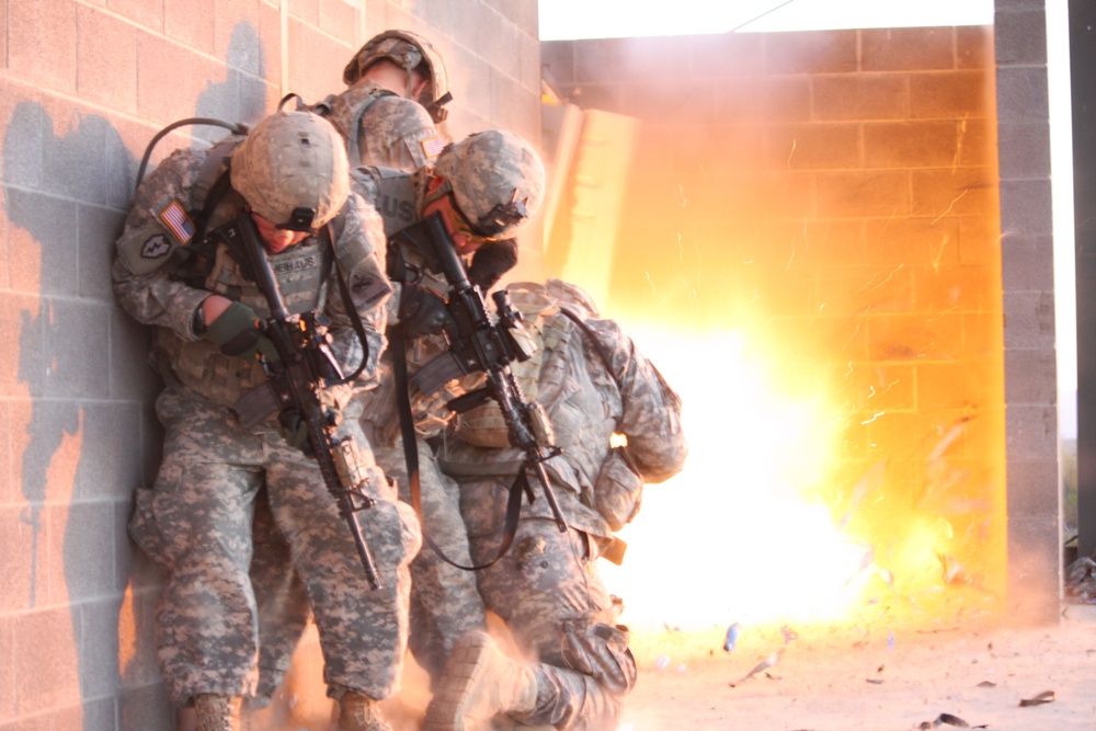 Stryker Soldiers prove abilities at range