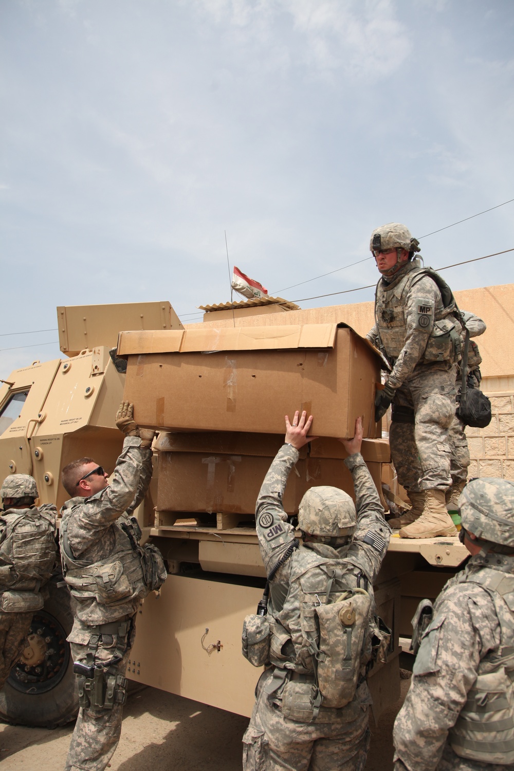 214th MP deliver medical supplies to Tal Kayf clinic