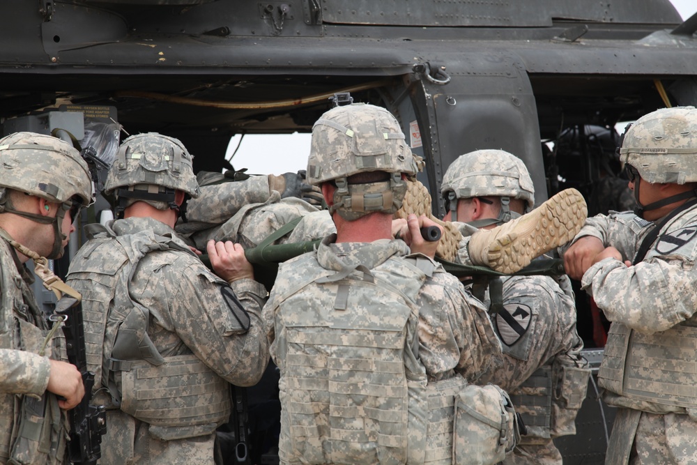Medical evacuation training at COS Warrior