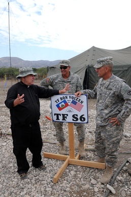 Louisiana priest visits Task Force Bon Voizen, celebrates Mass with troops