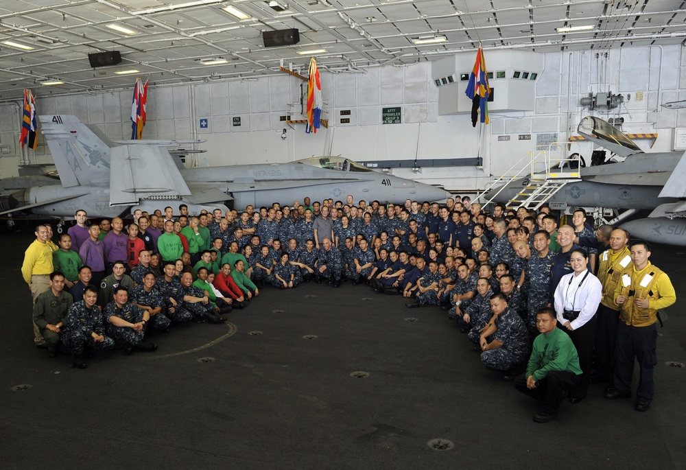 dvids-images-uss-carl-vinson-in-philippines-image-3-of-15