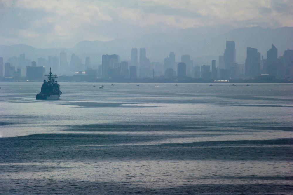 USS Carl Vinson in Philippines