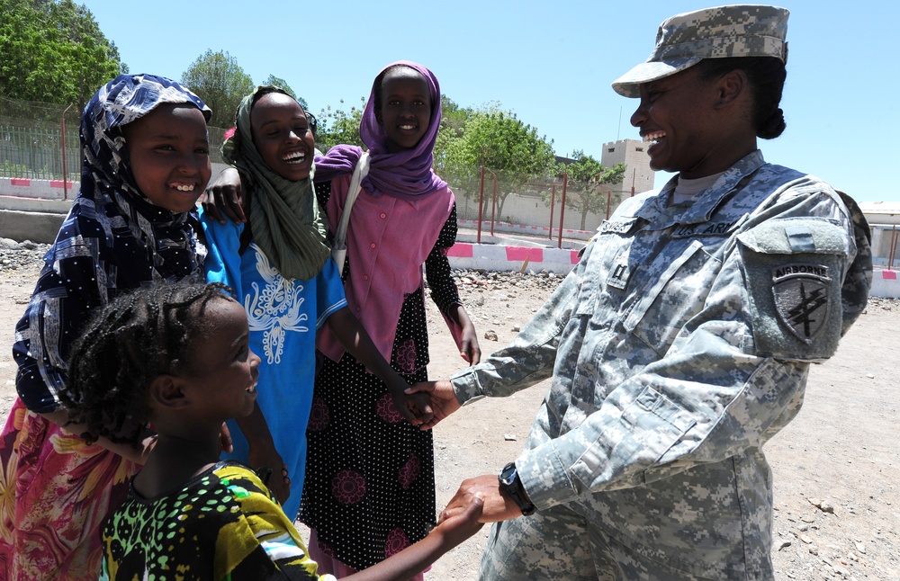 Army Civil Affairs team works with Djiboutians to renovate school