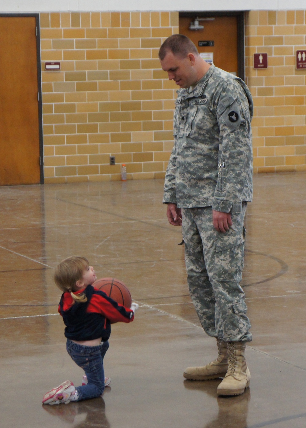 Charlie Battery 1st Battalion 125th Field Artillery, 1st Brigade Combat Team, 34th ID Departure Ceremony