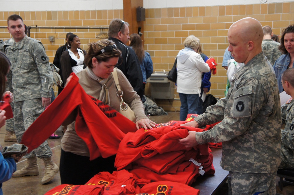 Charlie Battery 1st Battalion 125th Field Artillery, 1st Brigade Combat Team, 34th ID Departure Ceremony