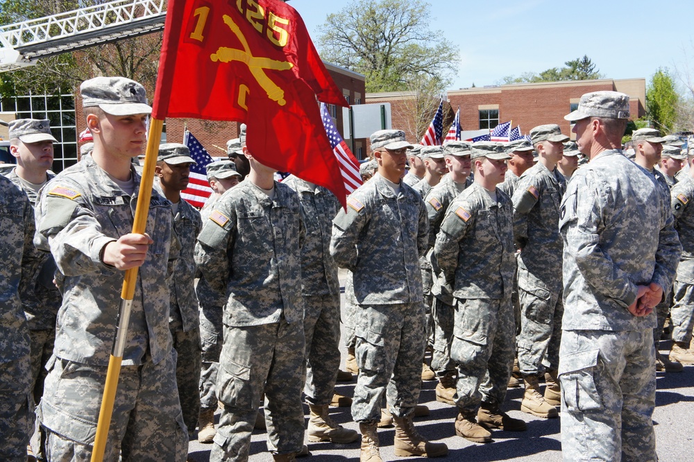 Charlie Battery 1st Battalion 125th Field Artillery, 1st Brigade Combat Team, 34th ID Departure Ceremony