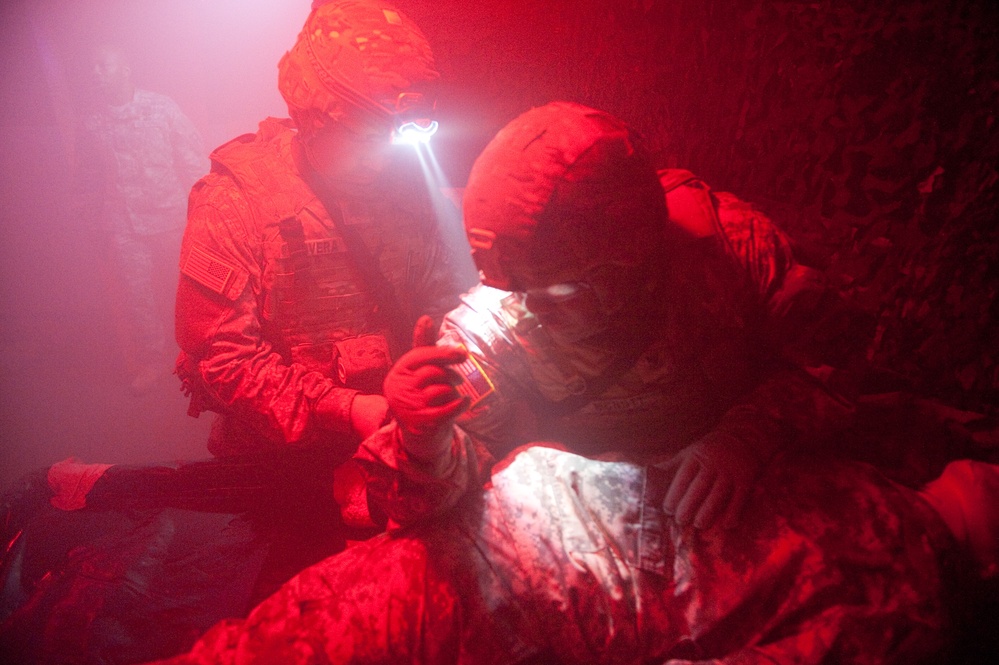Combat Lifesaving 101 - Provincial Reconstruction Team learns life saving skills