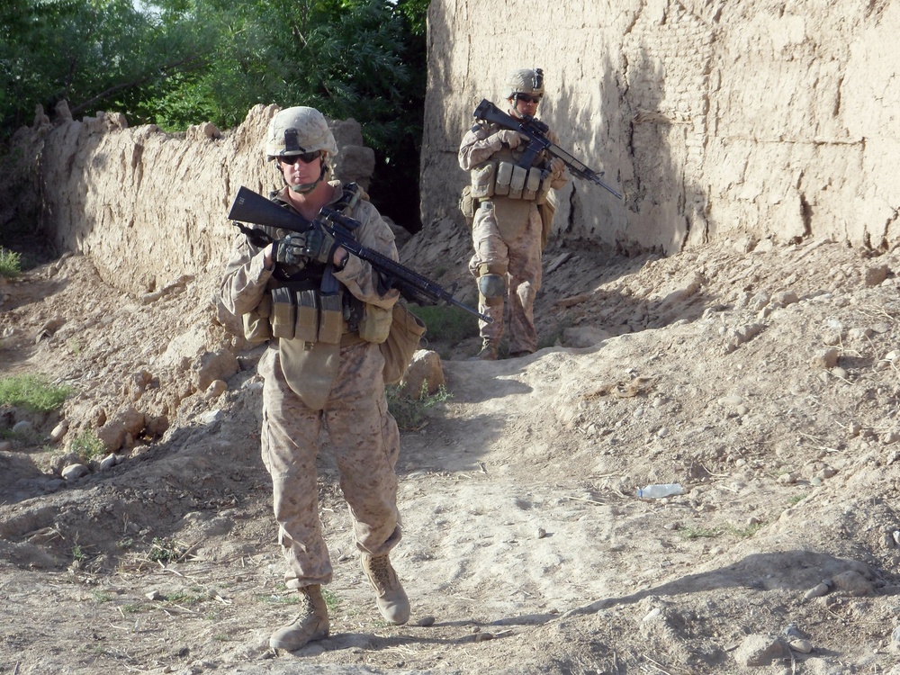 DVIDS - Images - 1/5 Marines conduct, teach LPOP [Image 3 of 5]