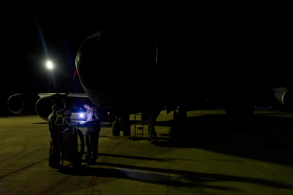 KC-135 Refueling mission over Iraq