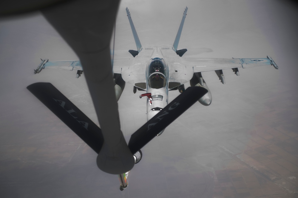 KC-135 Refuels F-18 Hornet