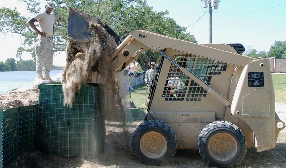 Louisiana Guardsmen work around the clock in St. Mary