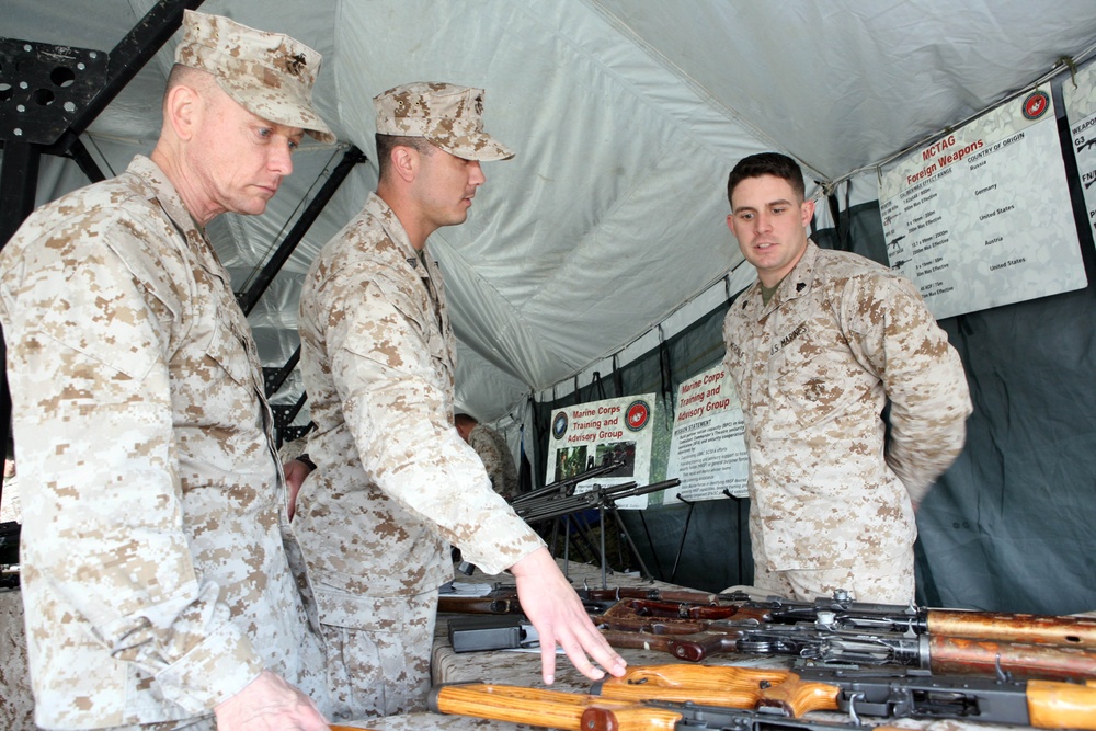 Marines share their knowledge, experience with congressional staffers at Marine Day 2011