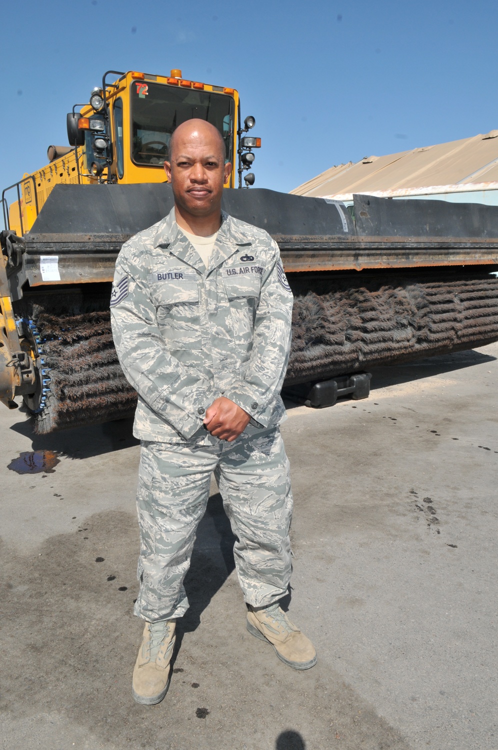 Mobility Airman profile: Joint Base Lewis-McChord NCO supports vehicle maintenance ops in Kyrgyzstan