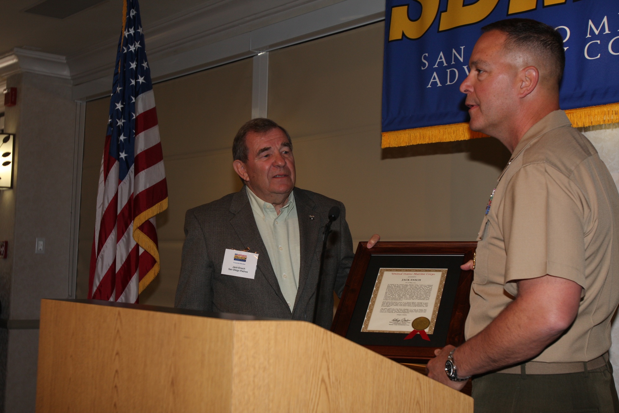 DVIDS - Images - Padres Visit 3rd MAW Marines at Miramar [Image 2