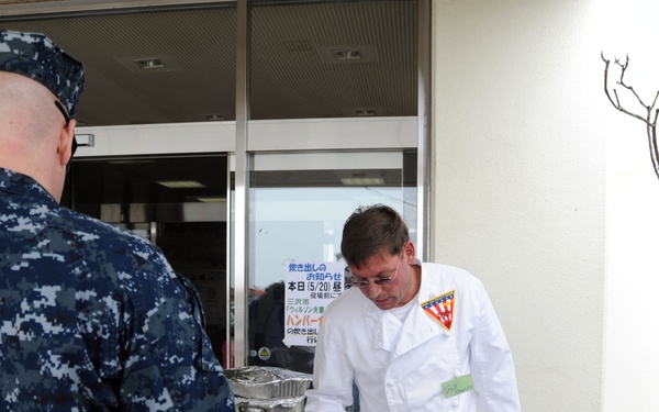 Naval Air Facility Misawa serves lunch to Noda residents