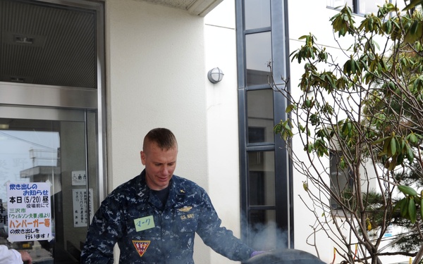 Naval Air Facility Misawa serves lunch to Noda residents